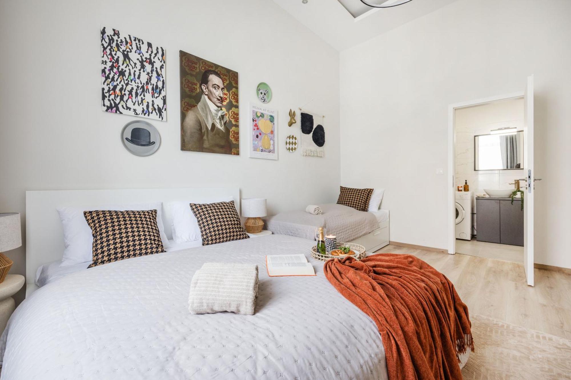 Central Budapest Oasis - Modern Charm, Timeless Comfort Εξωτερικό φωτογραφία